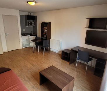 Location Appartement 1 pièce 27m² - Photo 1