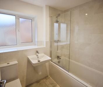 Yorkfield Drive, Copmanthorpe, York, YO23 - Photo 6