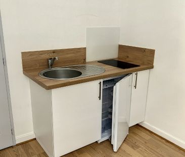 Appartement à louer - REIMS- HYPER CENTRE - Photo 5