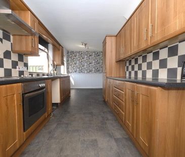 8 Cherrytree Walk, Lurgan, BT66 6EA - Photo 2