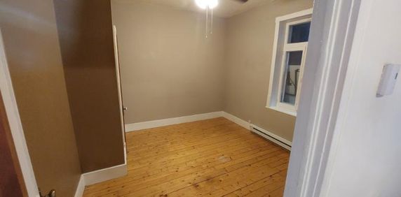 4 1/2 - Québec (Saint-Roch) - 1 120 $/mois - Photo 2