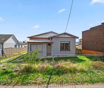 Charming home on Uriarra Road - Photo 4