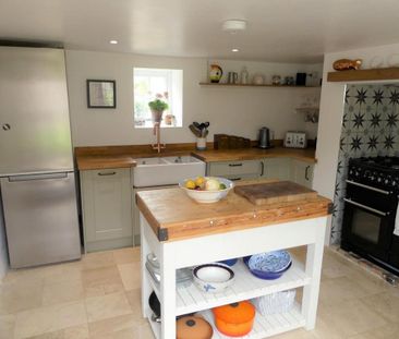 3 bedroom detached house to rent - Photo 3