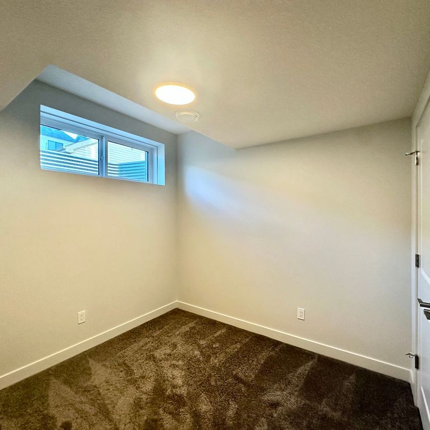 4681 177 Avenue NW - Photo 1