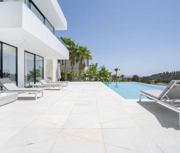 Luxury Villa for rent in Benahavís, Andalusia - Photo 3