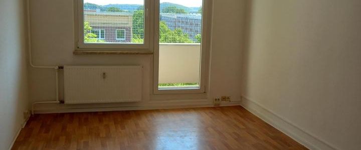 helle, freundlich, praktisch geschnittene 2-Raum-Wohnung in Gera Lusan - Photo 1