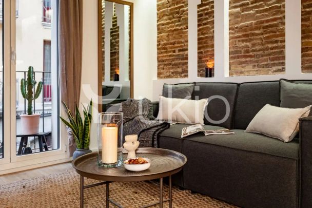 Apartamento de alquiler en Carrer de Milà I Fontanals, Vila de Gràcia - Photo 1