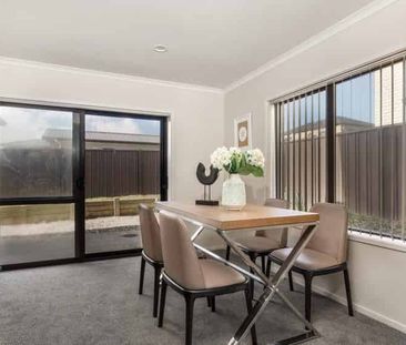 Modern 3-Bedroom Home with Study, Ensuite & Double Garage - Photo 5