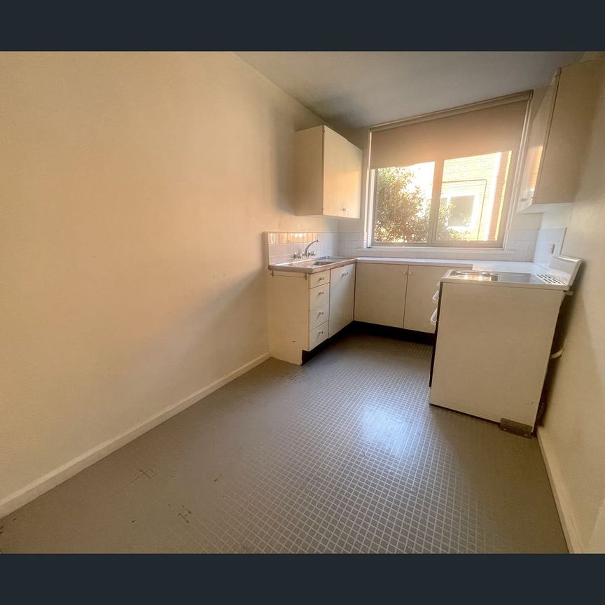 12/4 Davidson St, South Yarra, Vic 3141 - Photo 1