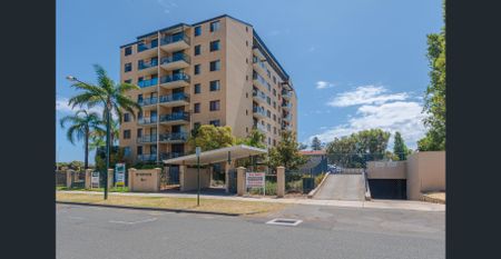 2 Bedrooms Apartment in Great Location - Photo 3