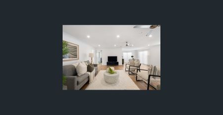 4-BEDROOM FAMILY HOME + UPDATED WITH SOLAR! - Photo 2