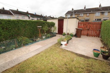 69 Knockleigh Drive, BT388UY - Photo 2