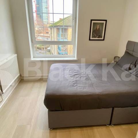 Bright and airy, tastefully decorated & superbly located in SE1 - Photo 1