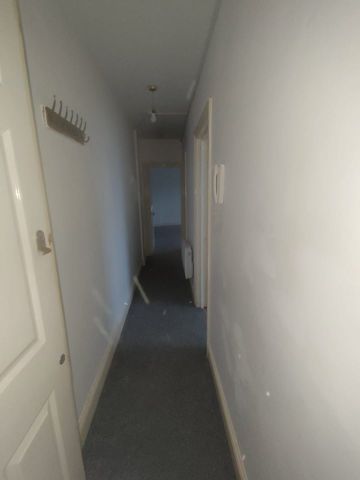 1 Bed Flat, Imperial Drive, HA2 - Photo 5
