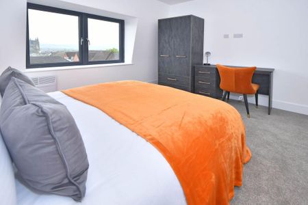 3 bedroom apartment to rent - Photo 5