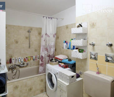 Zentrale 2,5-Zimmer-Wohnung mit Balkon - Photo 2