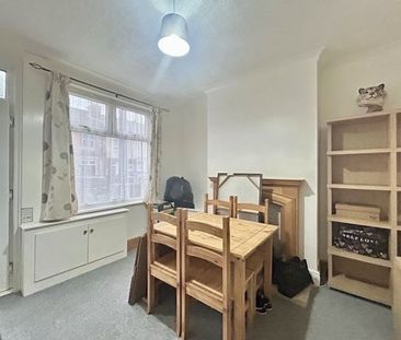 Carnarvon Street, Nottingham, NG4 - Photo 3