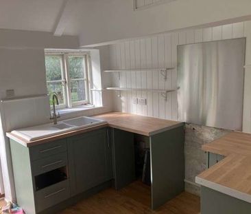 Detached, Grade II Listed, 2 Bedroom Cottage. - Photo 5