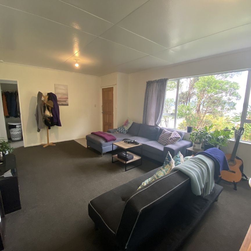 15a Walnut Way, Maungaraki - Photo 1