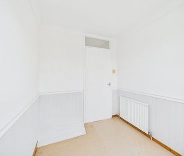 Waters Drive, Staines-upon-Thames, Surrey,TW18 - Photo 6