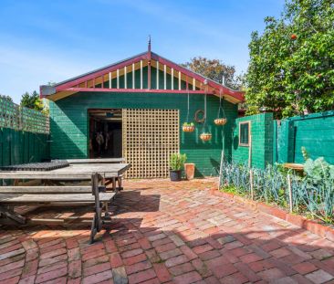 Spacious Victorian in an Unbeatable Location - Photo 3