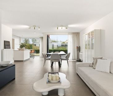 Woning te huur in Oekene voor € 1.350 met 5 slaapkamers - Photo 2