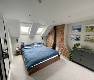 2 Bed Maisonette, Steerforth Street, SW18 - Photo 4