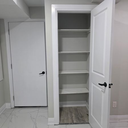 For Lease - 2 Bachelor Street, Brampton, Ontario - Photo 3