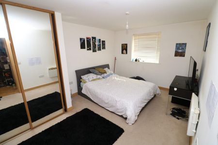 2 bedroom apartment to rent - Photo 3