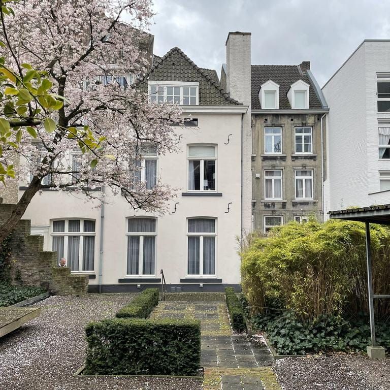 Appartement te huur: Kleine Gracht 32-D01 6211 CB Maastricht - Photo 1