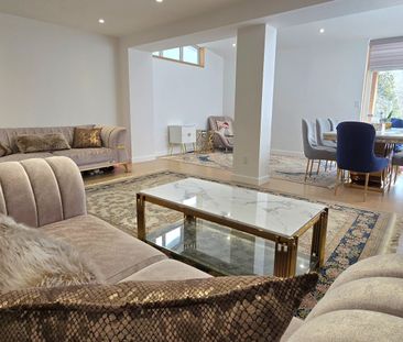 For Lease - 123 Kersey Crescent Unit# MAIN & SECOND FLOORS, Richmon... - Photo 1