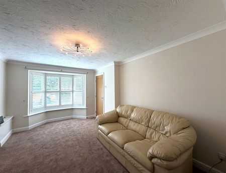 4 Bedroom Detached Available Arranging tenancy - Photo 5