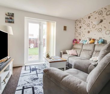 Horsham Road, Swindon, Swindon, SN3 - Photo 1