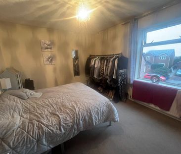 2 bedroom semi-detached house to rent - Photo 2