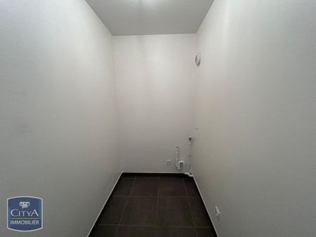 Location Appartement 2 pièces 51m² BOURG EN BRESSE 01000 - Photo 5