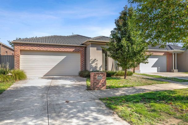 26 Willoby Drive, Alfredton - Photo 1