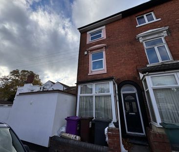 Crawford Road, Merridale, Wolverhampton - Photo 2