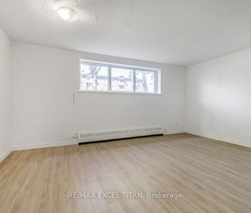 For Lease - 165 Colborne Avenue Unit# 102, Richmond Hill, Ontario - Photo 6