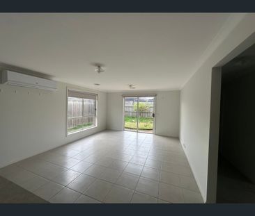 14 Stringybark Avenue, Wallan, Vic 3756 - Photo 6
