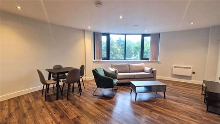 Fully Furnished Two Double Bedroom Apartment with an Allocated PARKING Space located on the First Floor of the stunning Quadrant development. - Photo 2