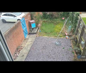 3 bedroom terraced house to rent - Photo 6