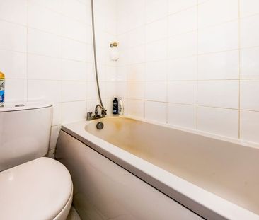 2 bedroom house to rent - Photo 1