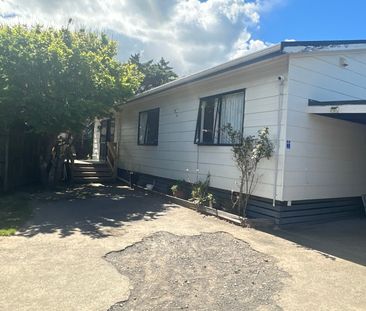 30B Burundi Ave, Clendon Park - Photo 2