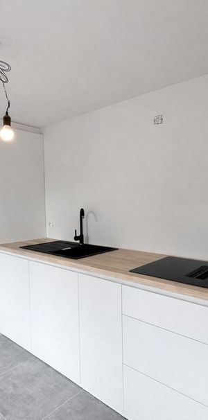 Huis te huur in Eeklo voor € 1.100 met 3 slaapkamers - Photo 1