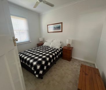 Merewether - Photo 1