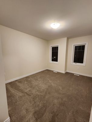 For Lease - 97 Renfrew Trail, Welland, Ontario - Photo 1