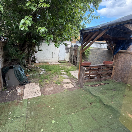4 bedroom detached house to rent - Photo 4