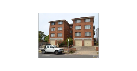 Top floor, quiet rear of block - Photo 5
