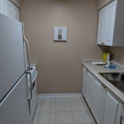 Rent - Yonge & Finch - Condo - All Inclusive - Parking - Locker - Photo 3