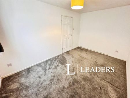 3 bedroom bungalow to rent - Photo 2